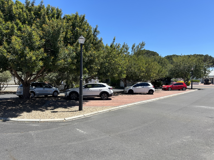 2 Bedroom Property for Sale in Zevenzicht Western Cape